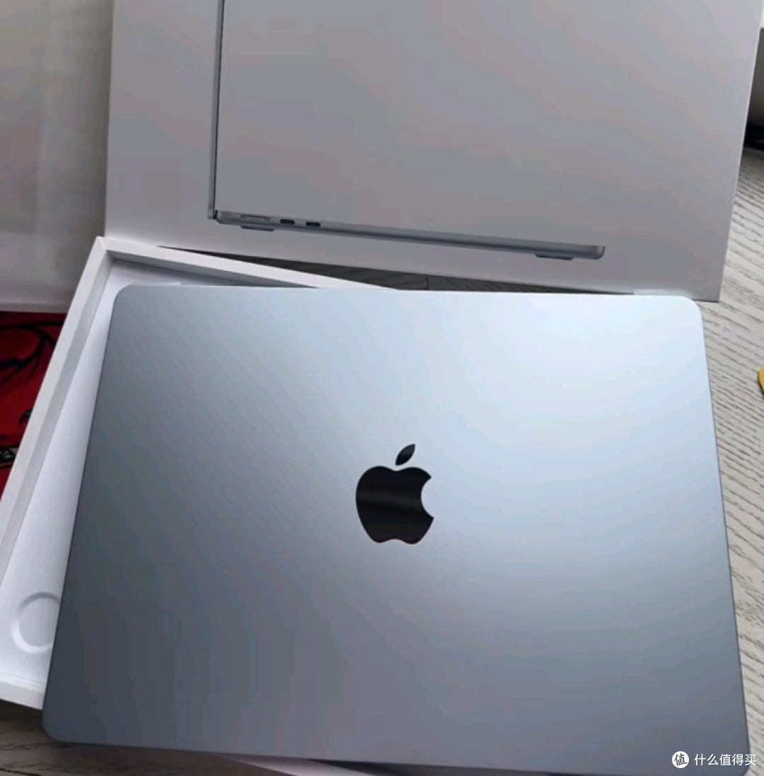 天蓝小钢炮:MacBook Air 13 2025款