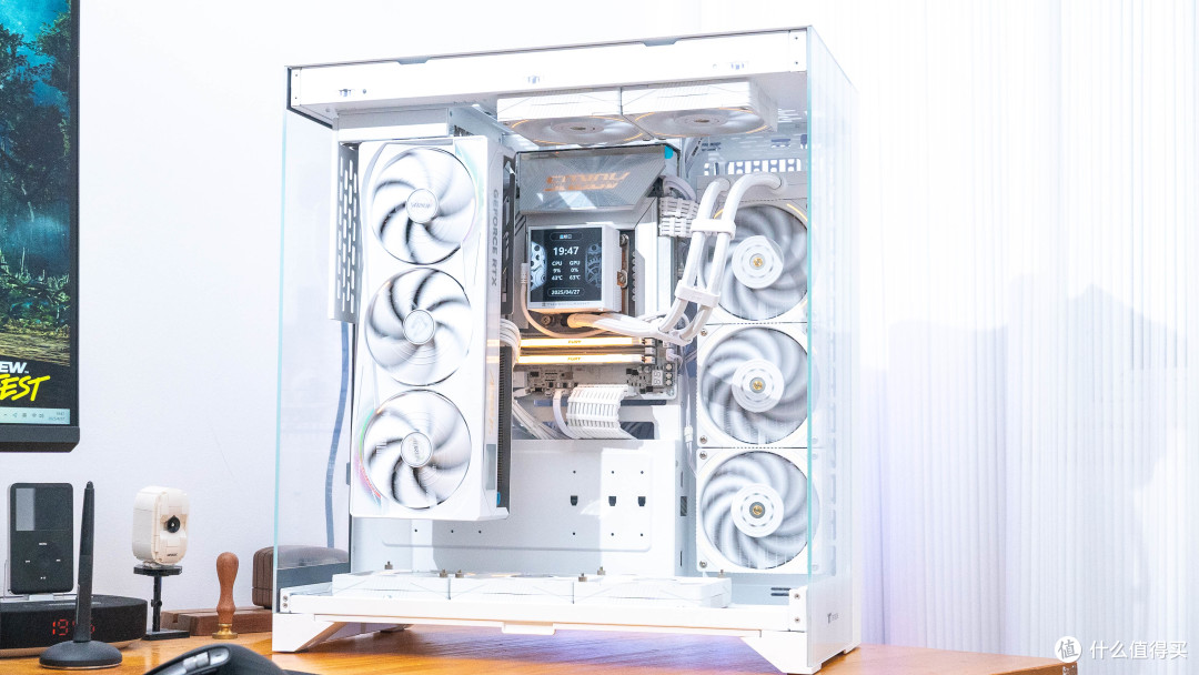 极致大白:Ultra7 265K+技嘉Z890电竞冰雕装机分享