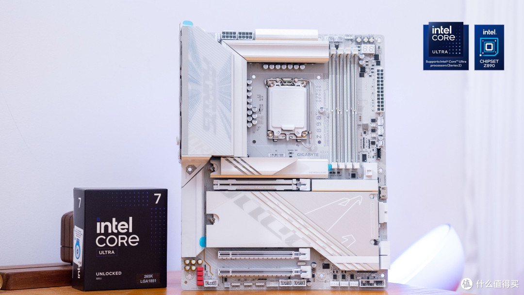 极致大白:Ultra7 265K+技嘉Z890电竞冰雕装机分享