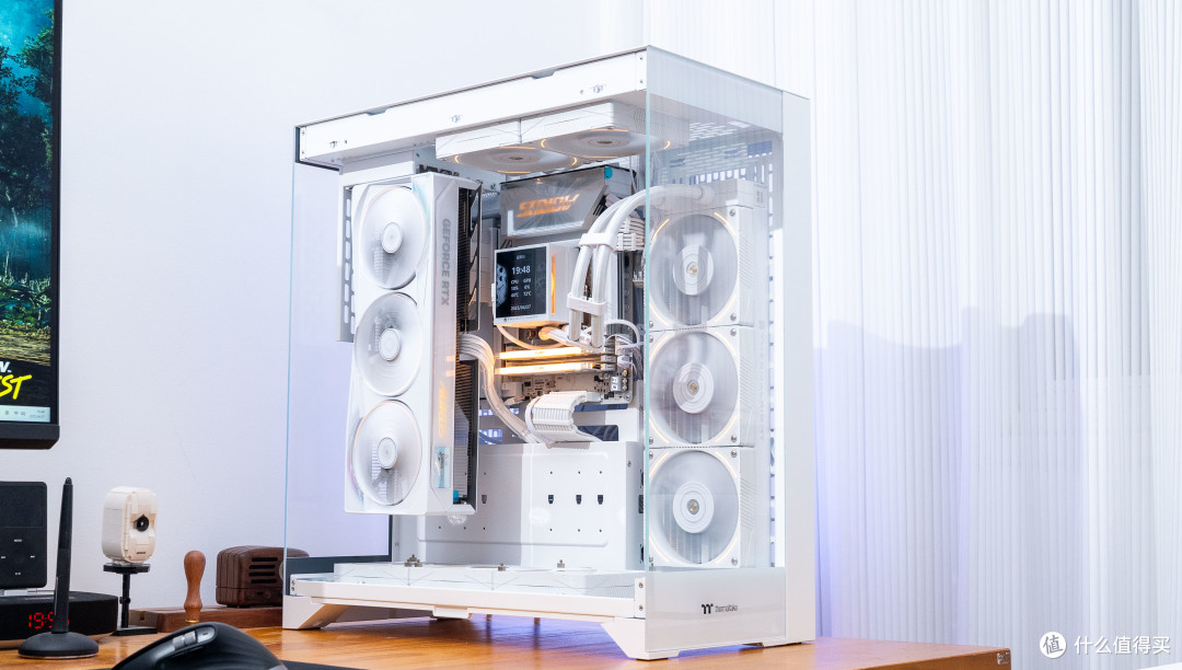 极致大白:Ultra7 265K+技嘉Z890电竞冰雕装机分享