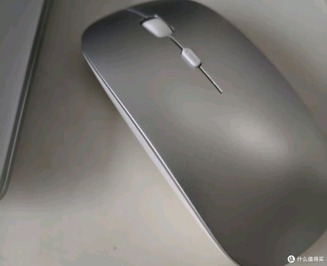 可充电无线鼠标:便捷高效