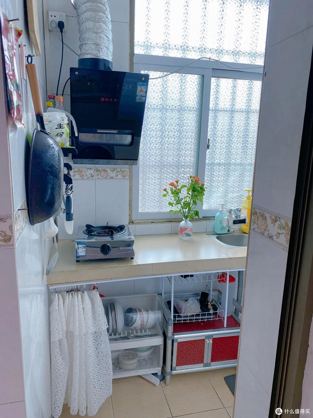 广东一女姑娘的房子火了，布置得满满当当，网友：一看就不是摆拍