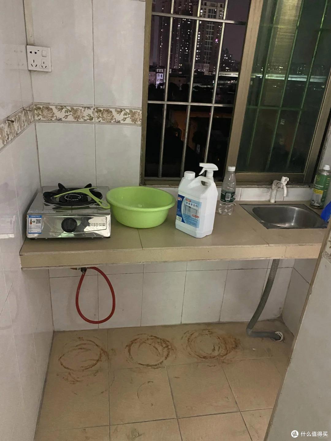 广东一女姑娘的房子火了，布置得满满当当，网友：一看就不是摆拍