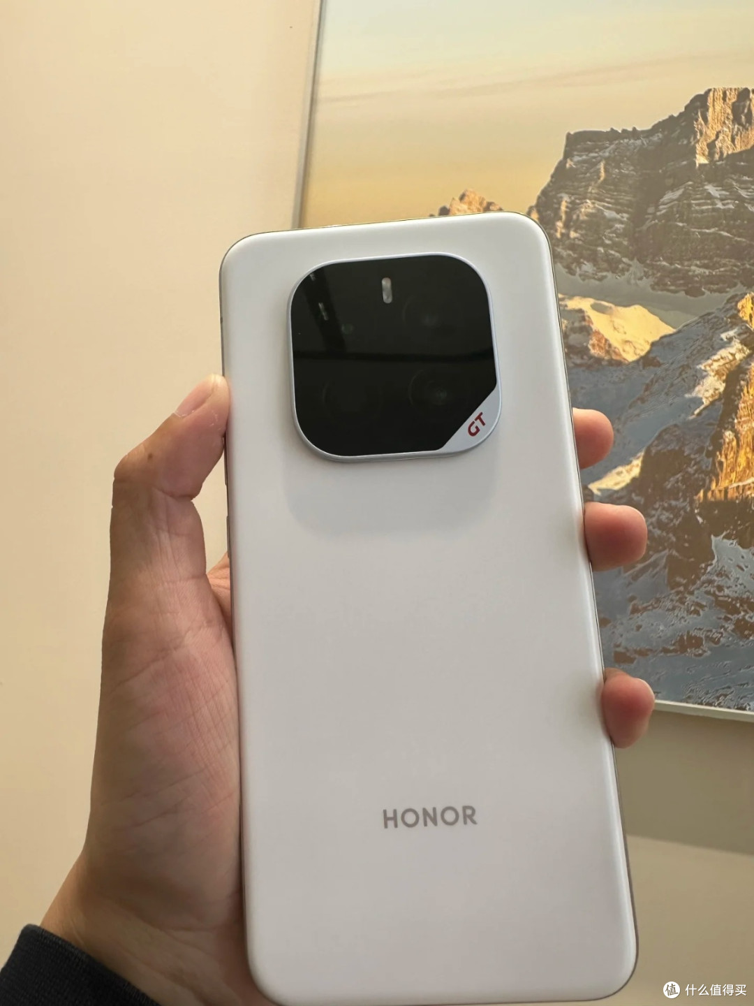 7200mAh+骁龙8至尊:荣耀GT Pro实测很能“打”