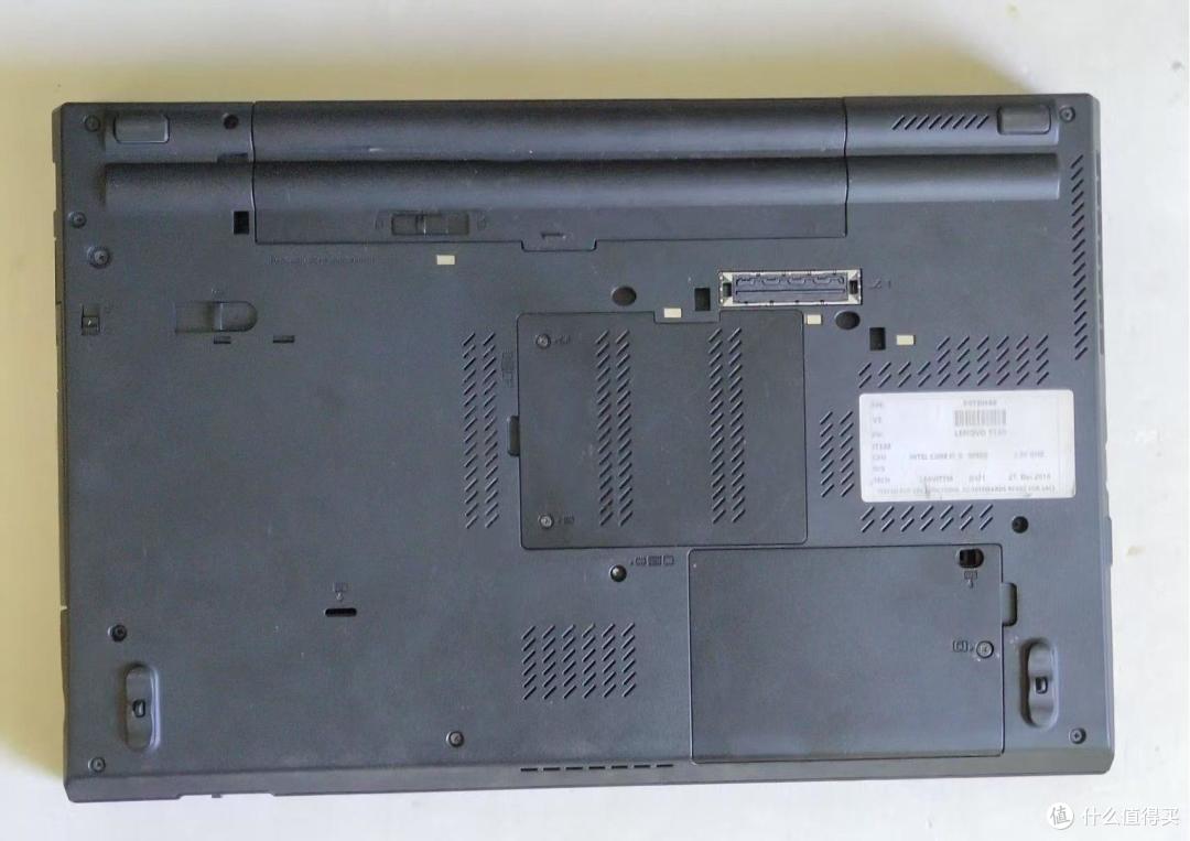当键盘敲击声唤醒记忆:ThinkPad T530的时光漫游