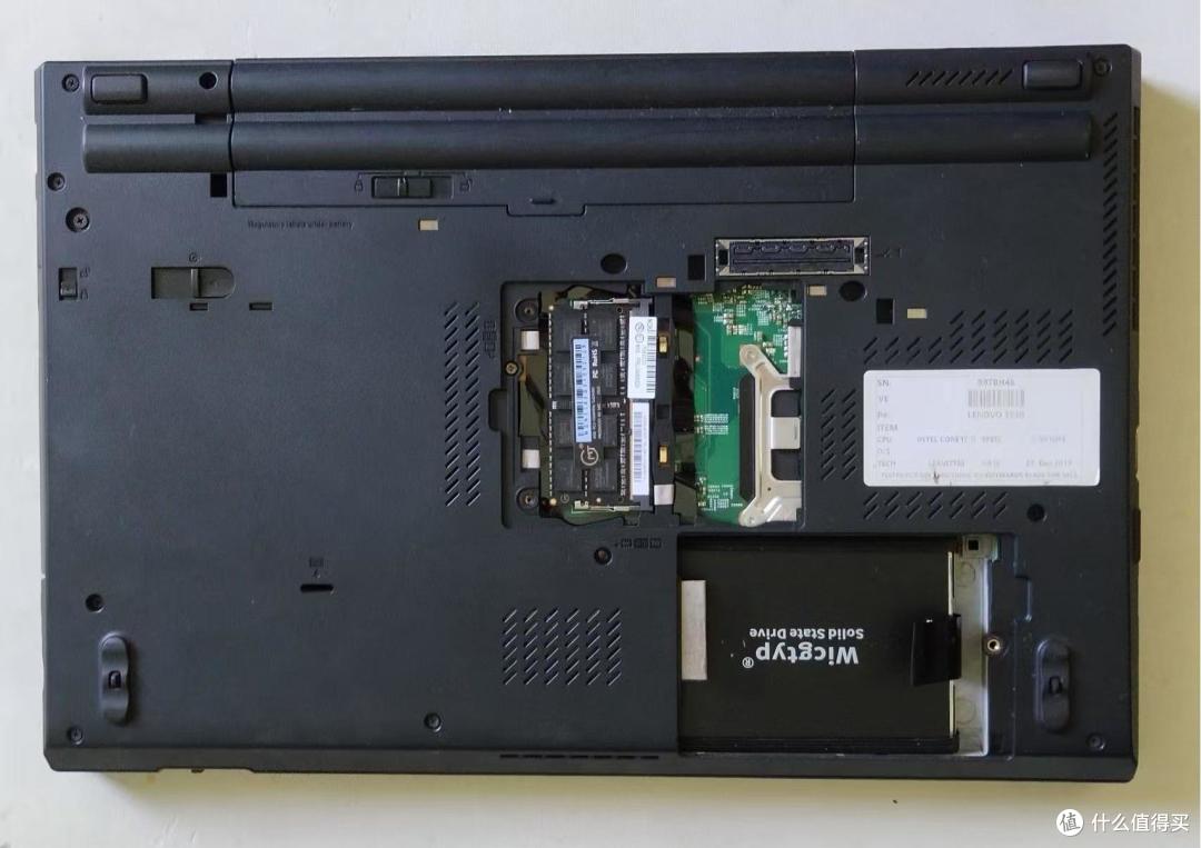 当键盘敲击声唤醒记忆:ThinkPad T530的时光漫游