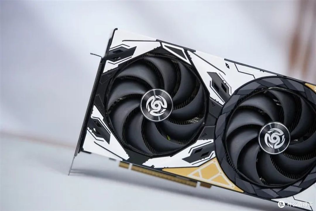 索泰RTX 5070 Ti天启显卡评测：启世之环再进化 豪华八热管旗舰级体验