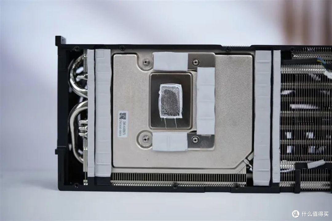 索泰RTX 5070 Ti天启显卡评测：启世之环再进化 豪华八热管旗舰级体验