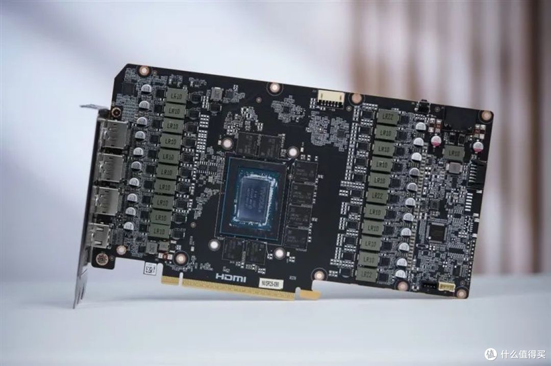 索泰RTX 5070 Ti天启显卡评测：启世之环再进化 豪华八热管旗舰级体验