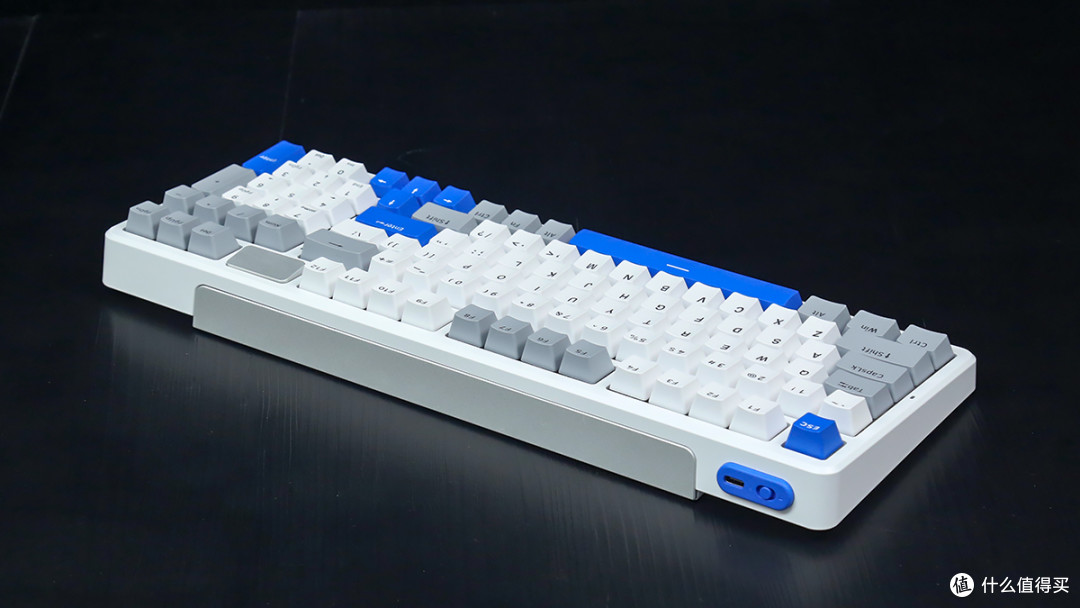 客制化的新体验 雷柏V700DIY-98无线机械键盘评测