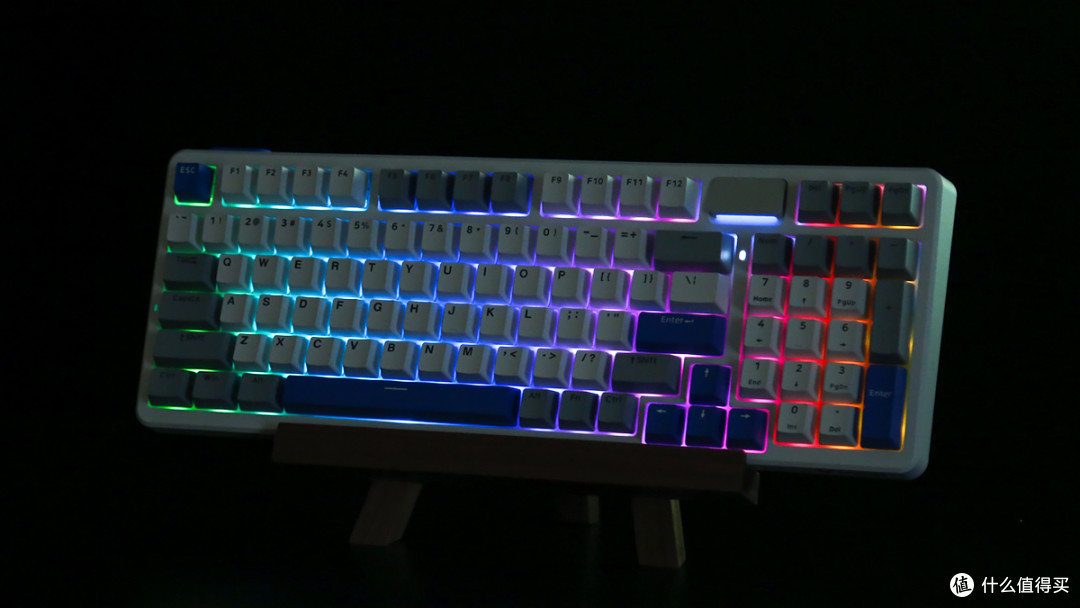 客制化的新体验 雷柏V700DIY-98无线机械键盘评测