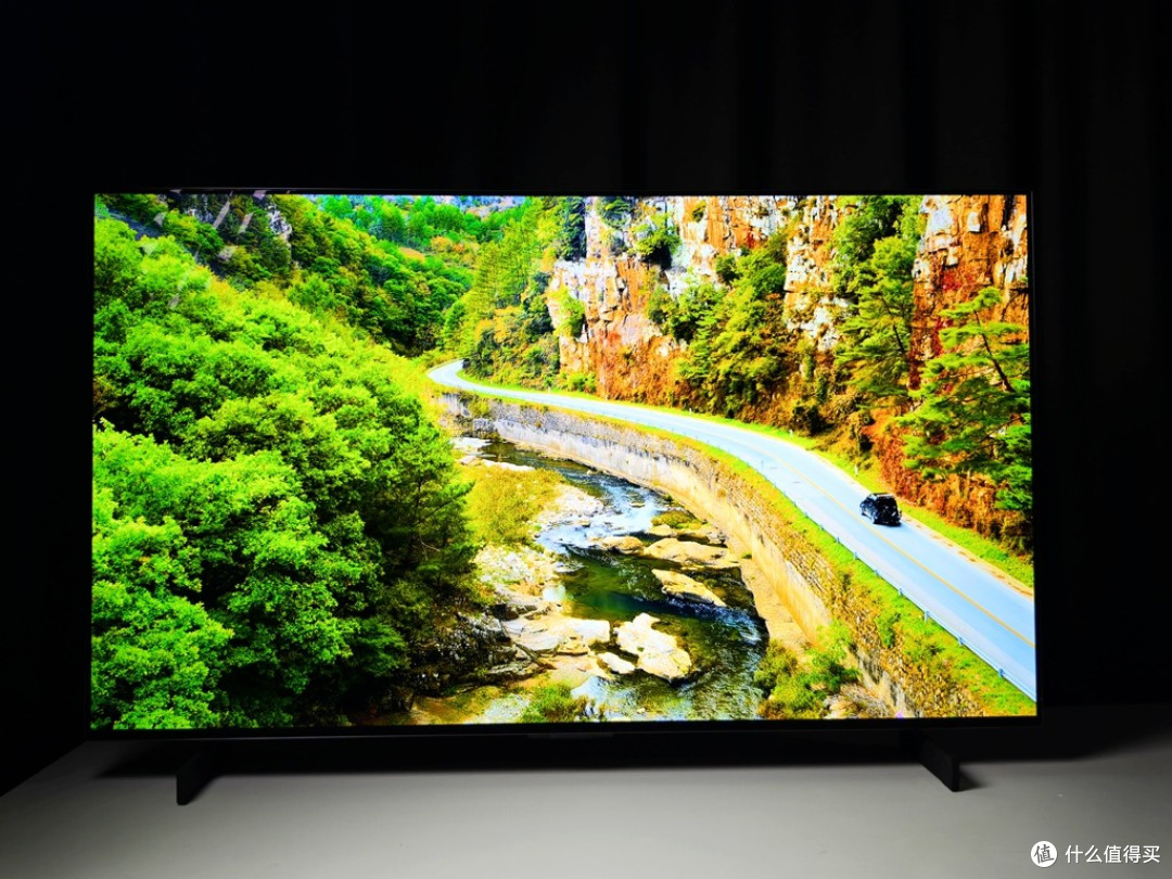 又大又好！桌面显示的版本答案来了？LG OLED 42C5评测体验