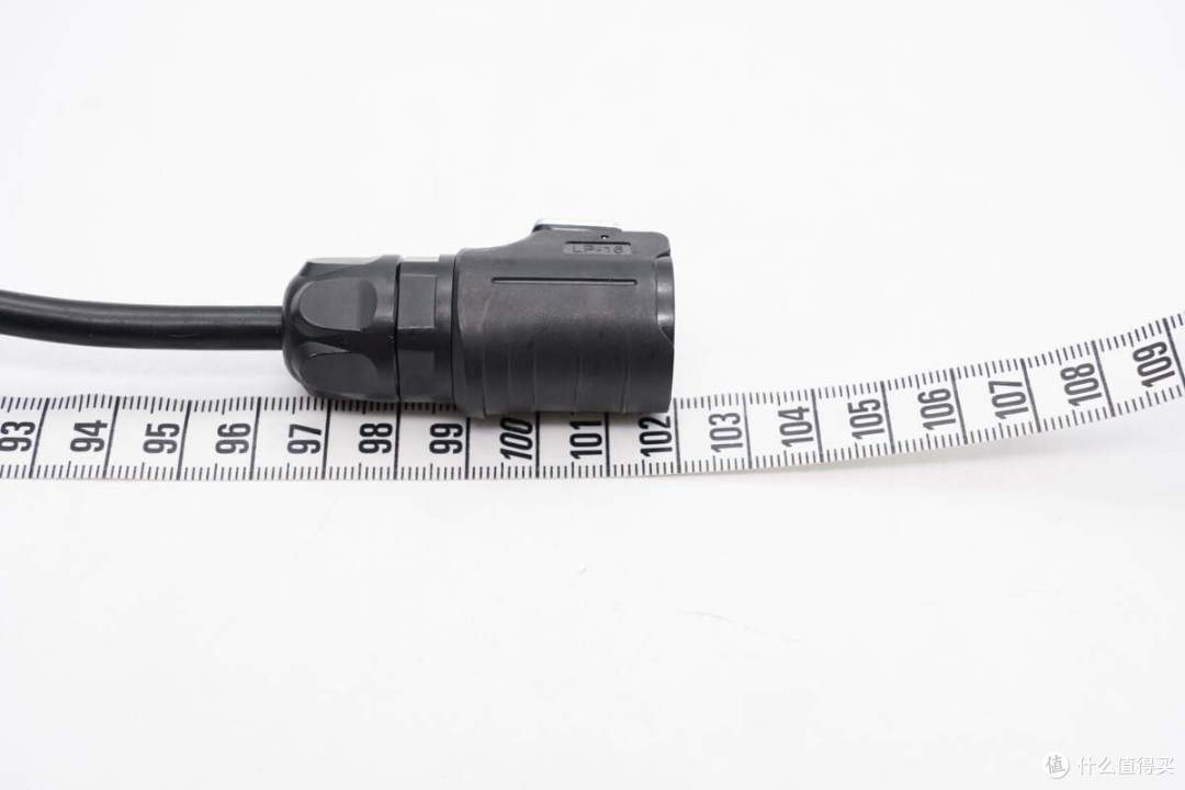 航嘉生产做得如何?普渡智能机器人235W充电器拆解
