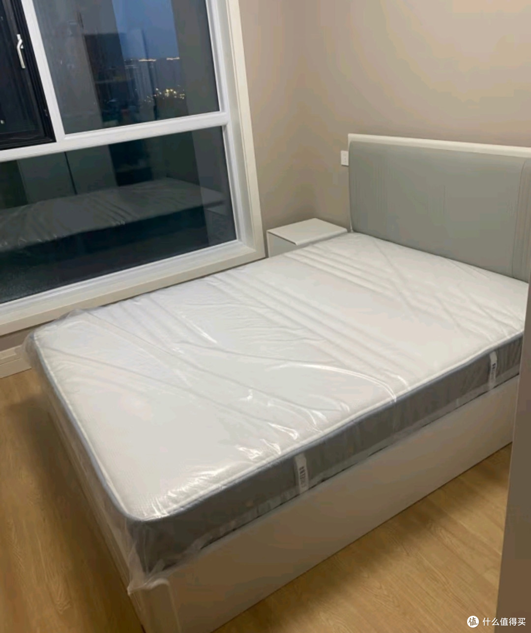 芝华仕乳胶弹簧床垫：高性价比睡眠选择