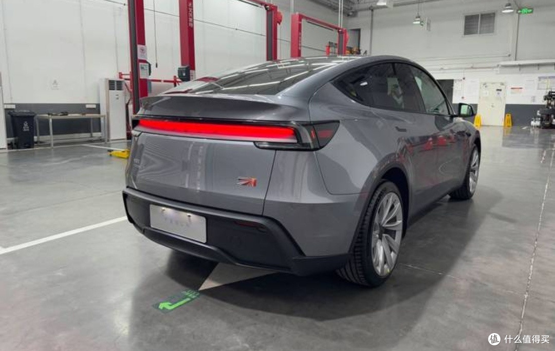 【特斯拉焕新Model Y】💥🌌——「技术核爆