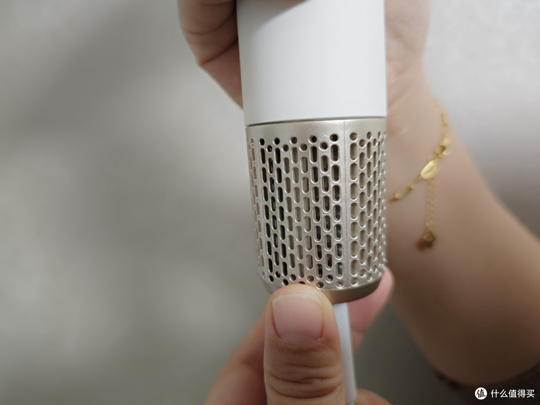告别笨重吹风机！DOCO lab高速吹风机Mini，小巧身躯大能量！