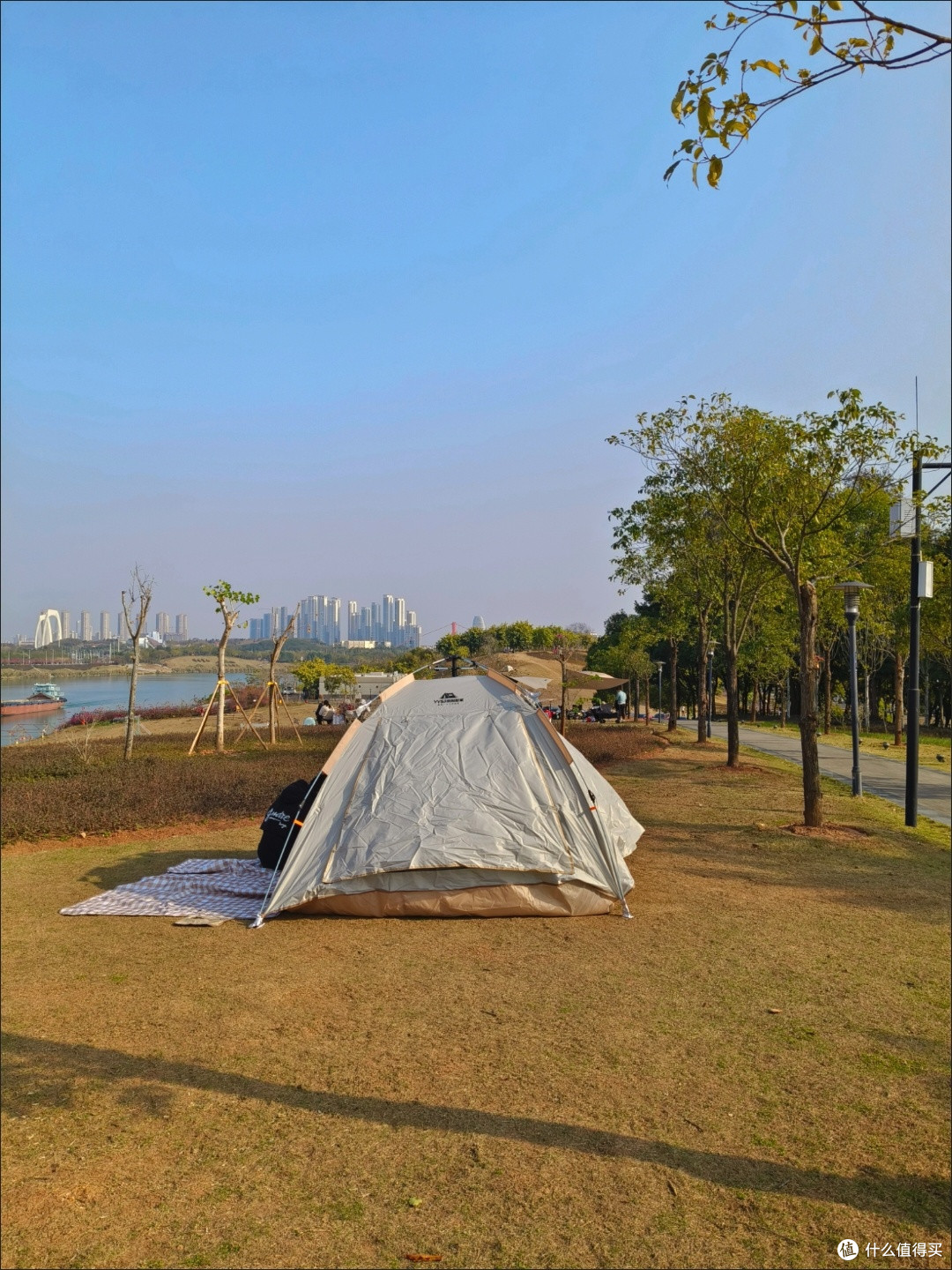 露营钓出新花样：雨阳墅家帐篷，便捷露营的不二之选