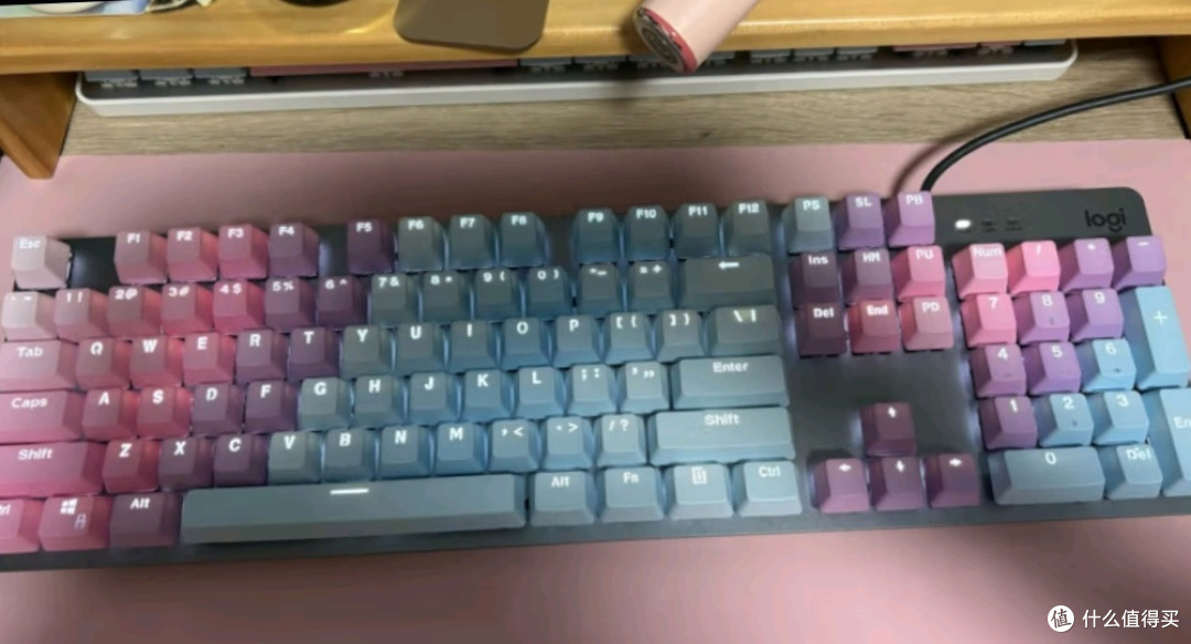 罗技有线机械键盘:旧时光里的指尖挚友