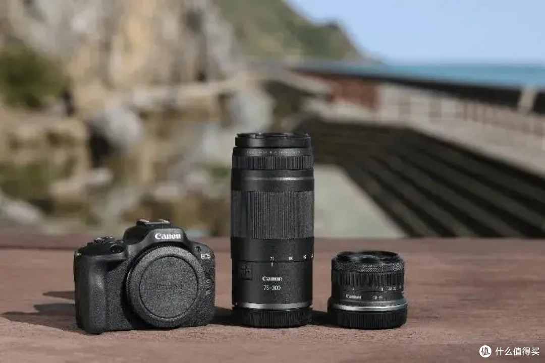 佳能发布远摄变焦镜头 RF75-300mm F4-5.6：主打性价比，1499 元