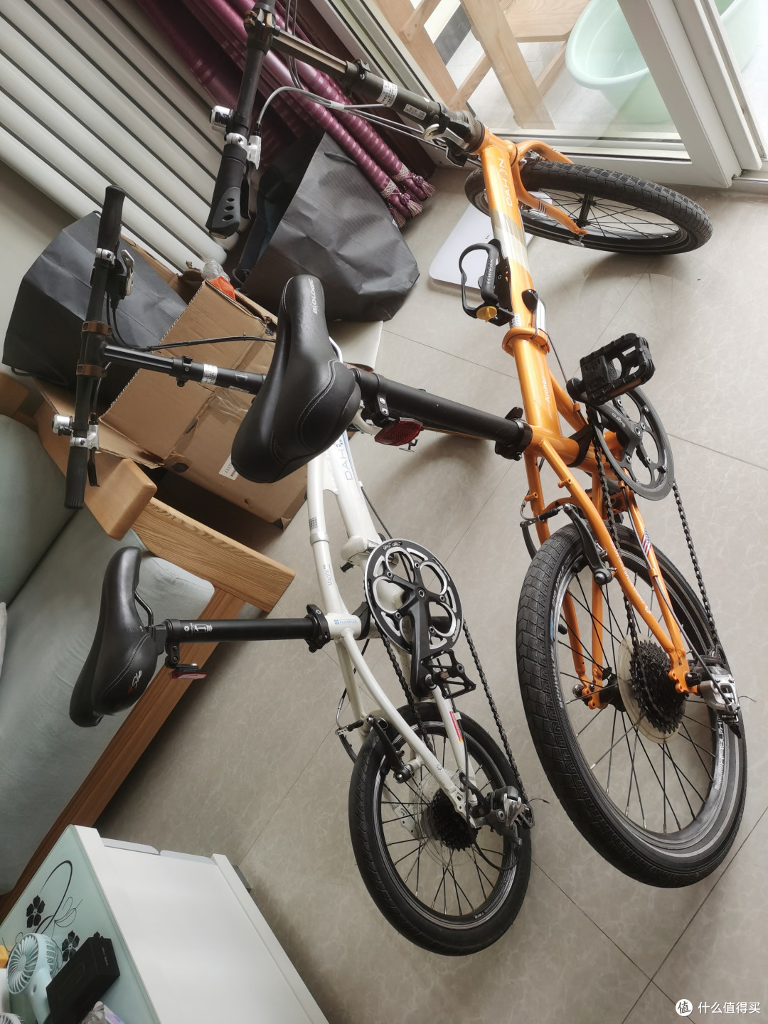 晒晒刚入的两台车,主打一个休闲骑