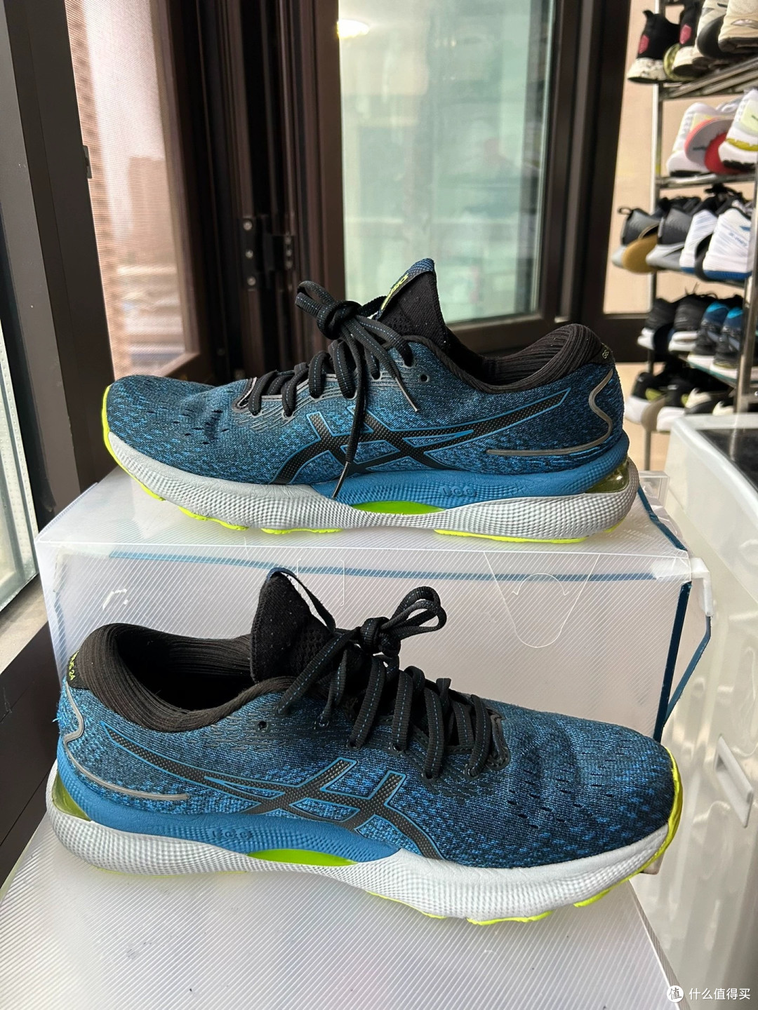 缓震效果哪家强？亚瑟士ASICS Gel-Nimbus 24