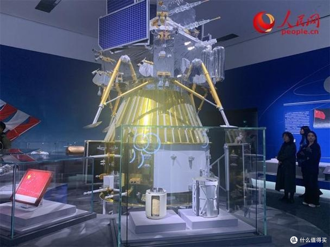 国家博物馆“九天揽月”展:触摸中国探月工程的星辰史诗
