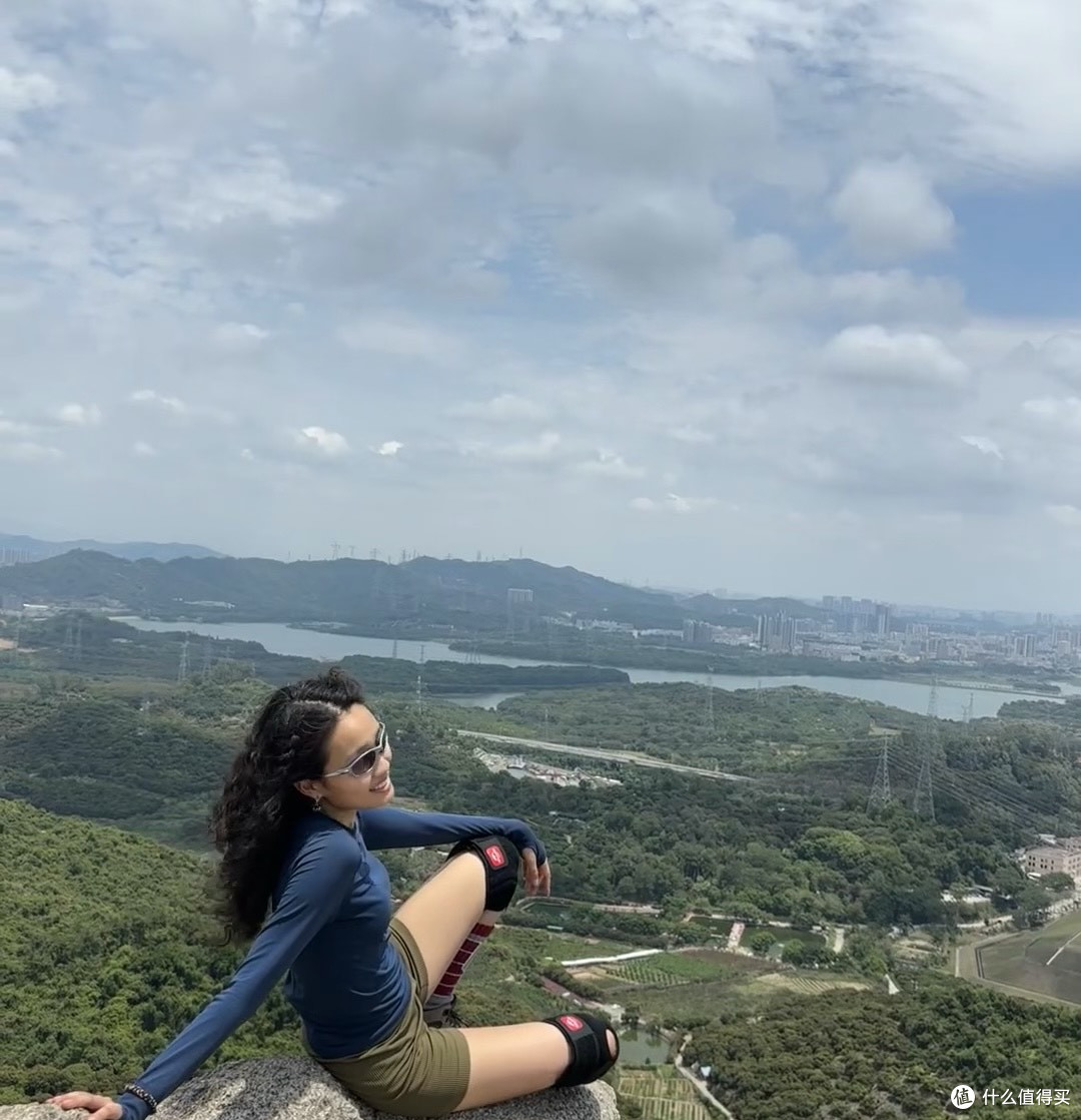 爬山如何摆出生命感姿势