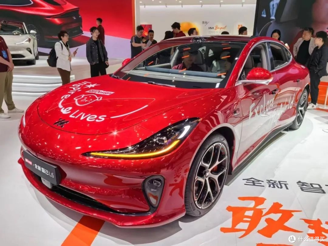 全新智己L6:科技赋能,重塑电动驾控新标杆