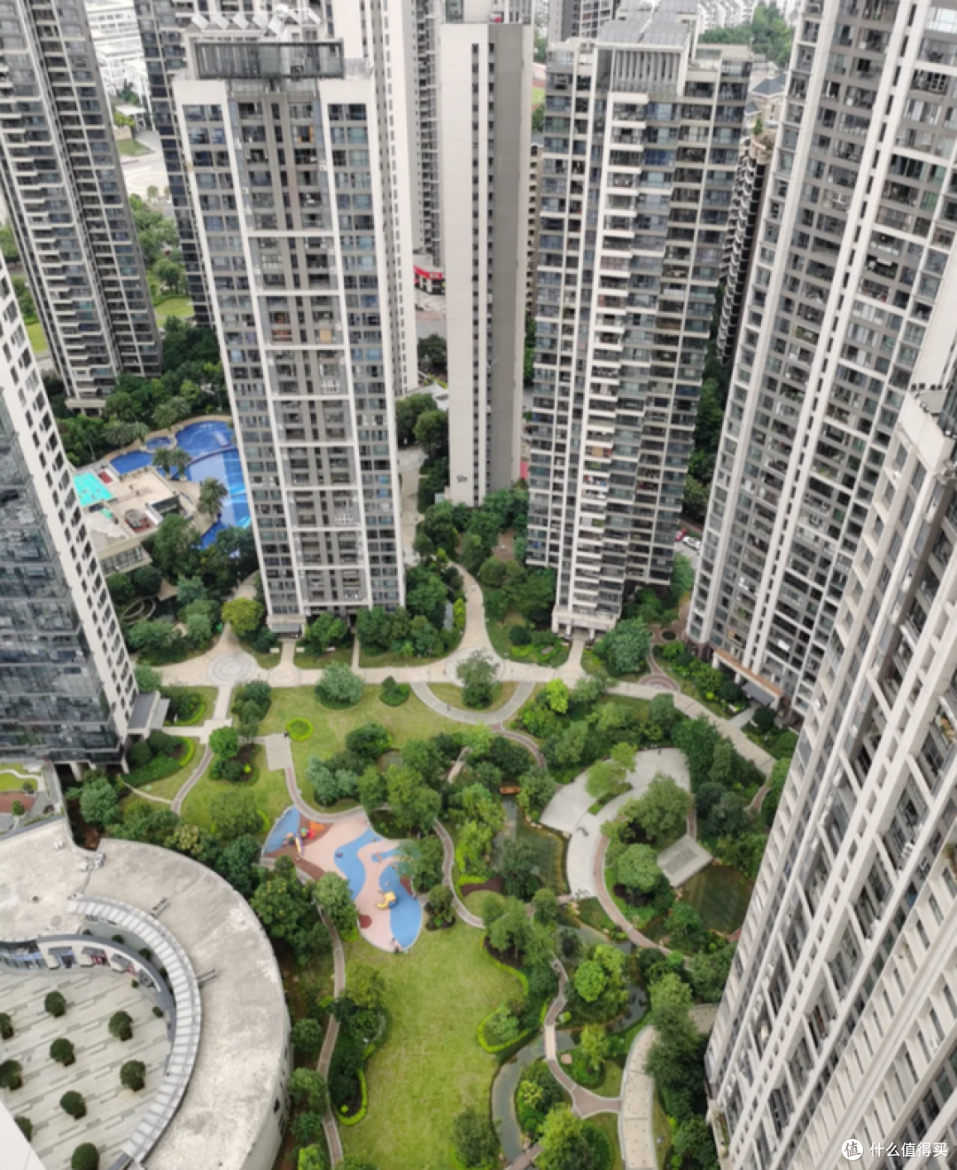 越来越多人搬离高层小区,住了5年25层,我有些话不吐不快!