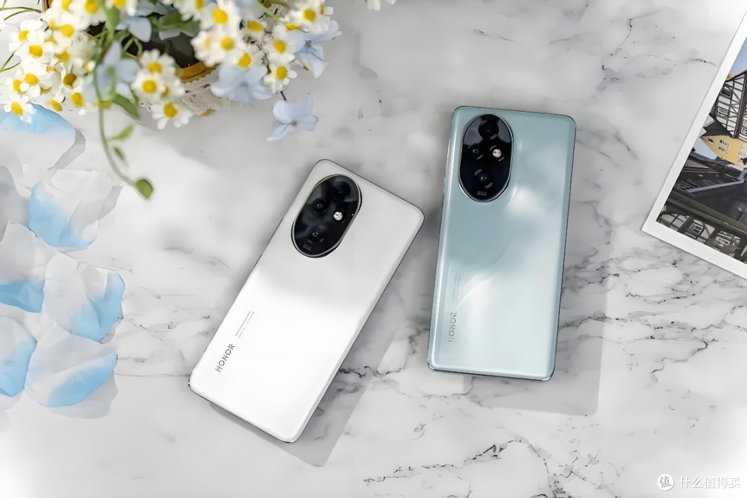 从2699元跌至1479元,三主摄+3840Hz+5200mAh,荣耀更良心了