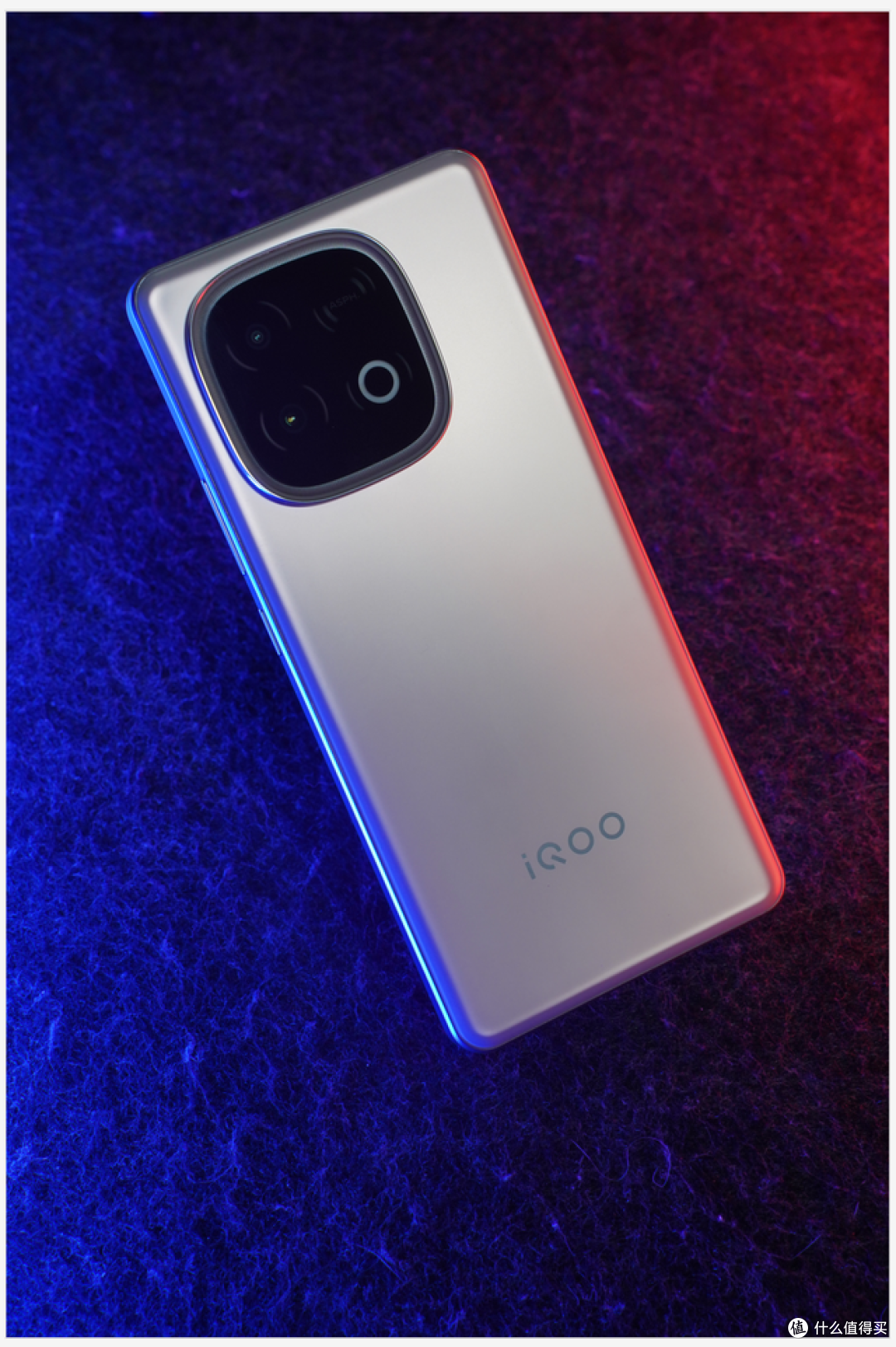120W闪充下放中端!实测iQOO Z10 Turbo Pro如何改写性价比规则