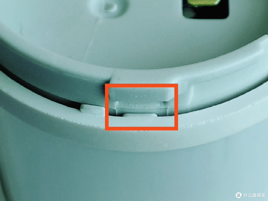 用微距的时候白平衡有点不一样…