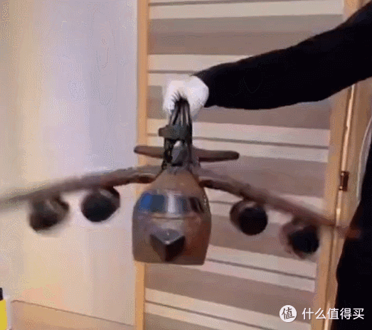 LV飞机包二十几万,真的值吗?