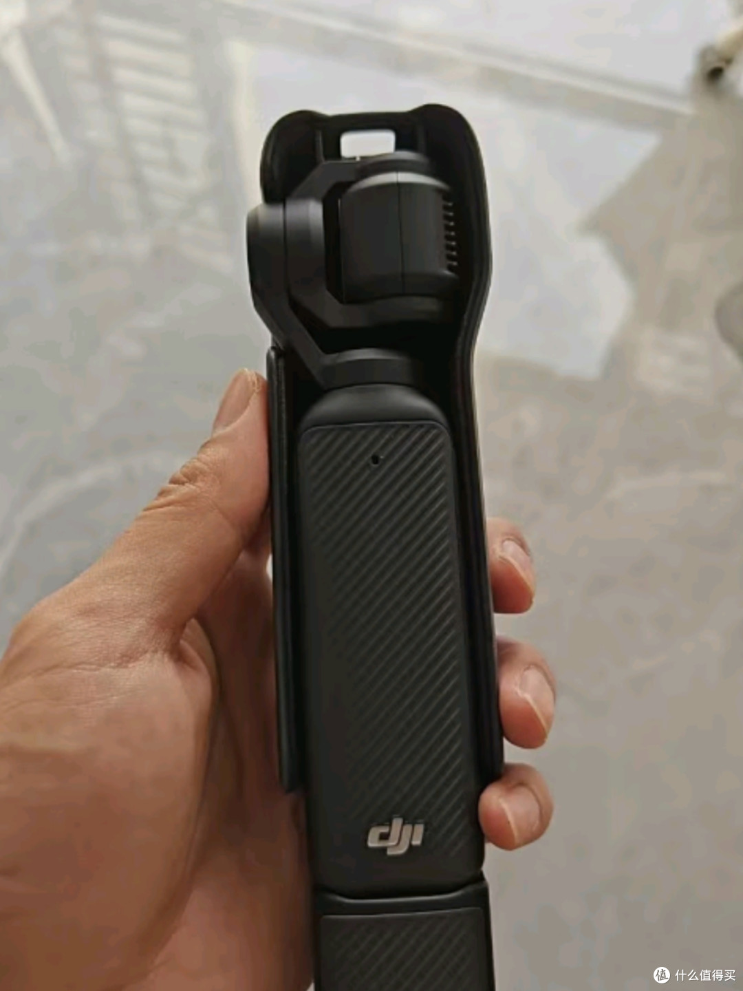 大疆Osmo Pocket 3:口袋里的导演梦,Vlog创作的终极神器
