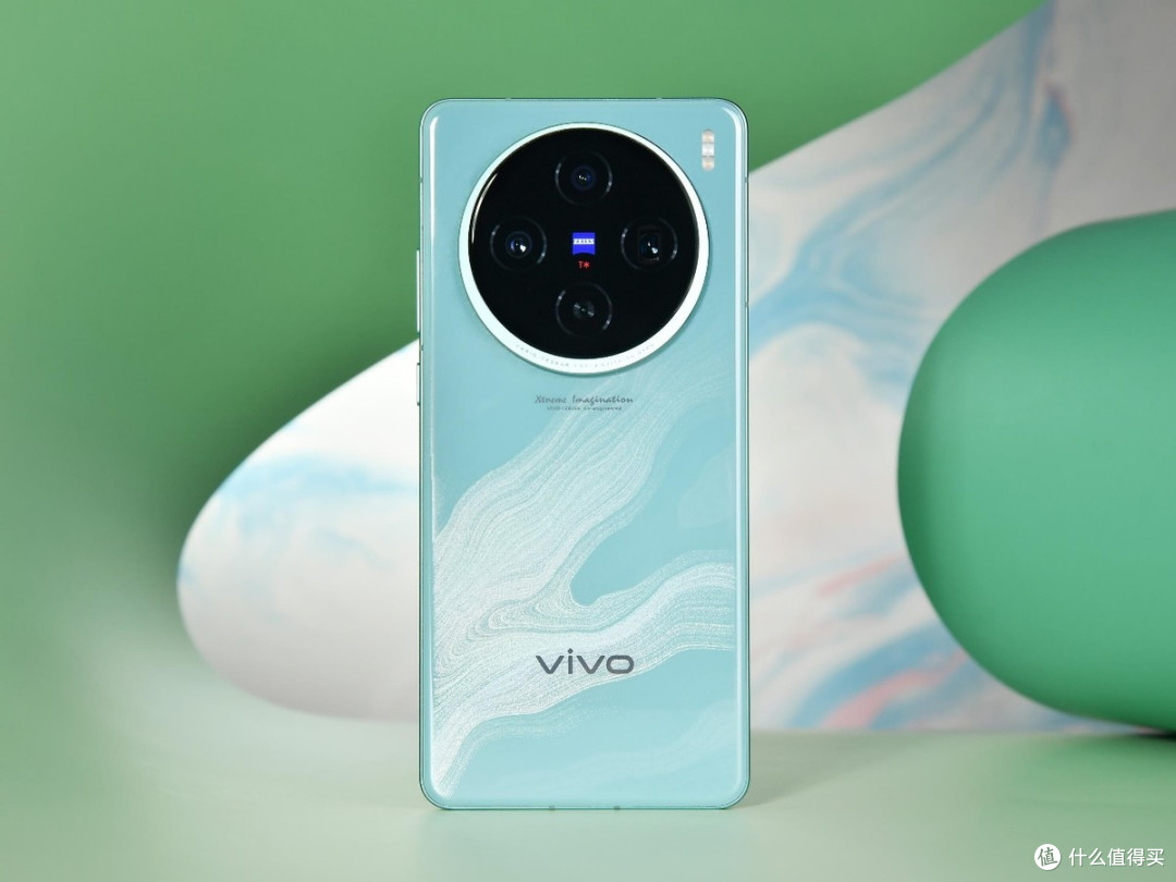 Vivo“亮剑”,天玑9400+6200毫安+1.5K直屏,旗舰开始清仓!