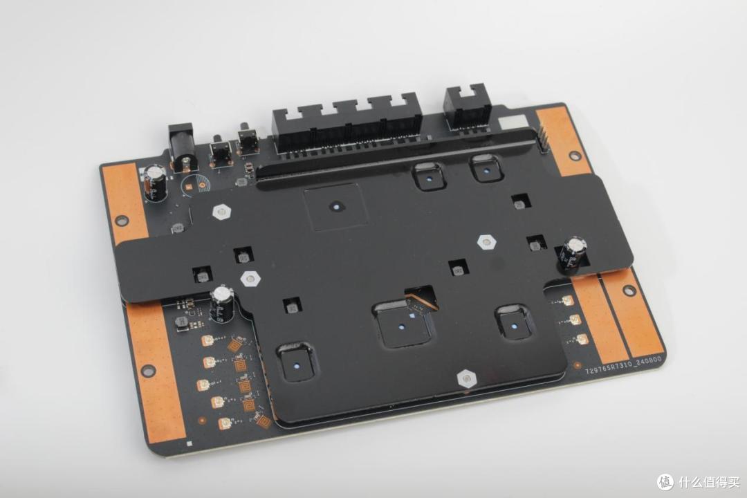 中端价格+旗舰配置,卷价格 or 搞噱头?中兴问天BE6800Pro+实测
