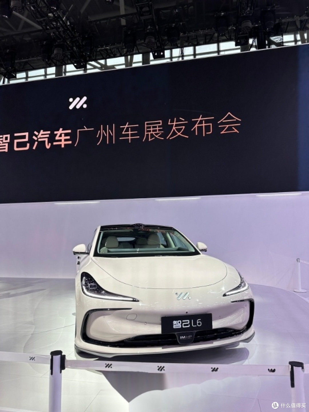 车展：一场汽车与科技的盛宴