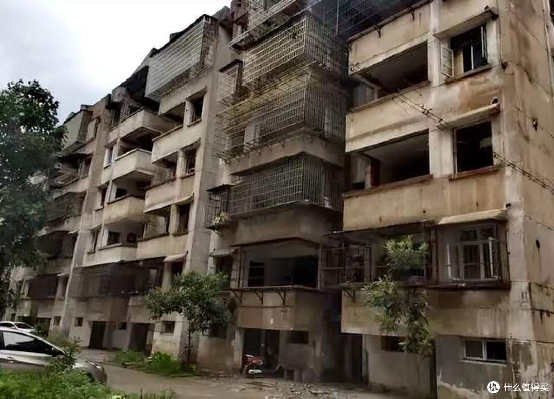 老旧小区的“春天”来了！新规定调：原拆原建后，不用做房奴了！