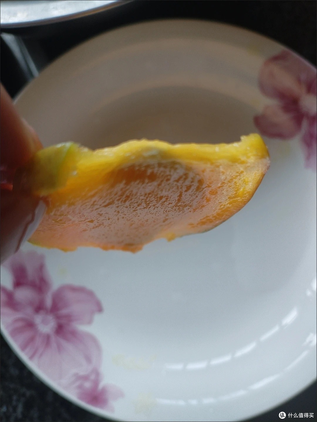 海南新鲜彩虹贵妃芒选购指南：解锁甜蜜多汁的美味秘诀