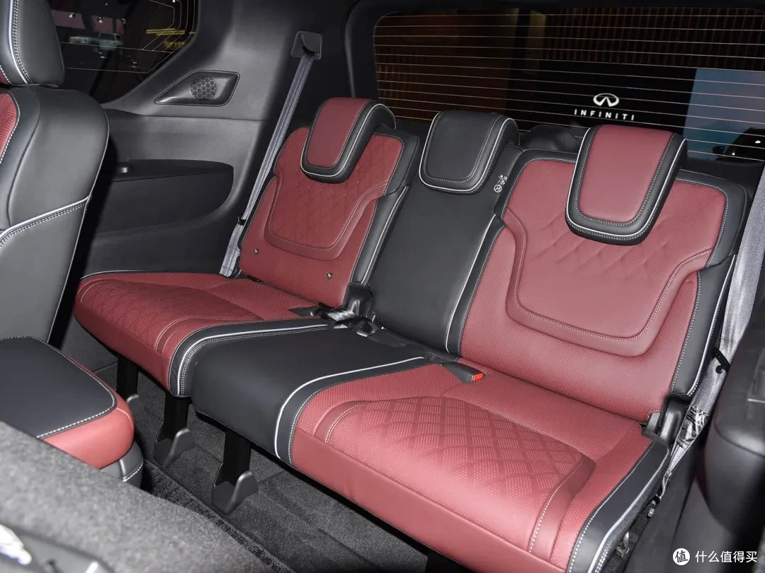 大型SUV,配3.5T V6发动机+空悬,7/8座皆可选,售119.8万起