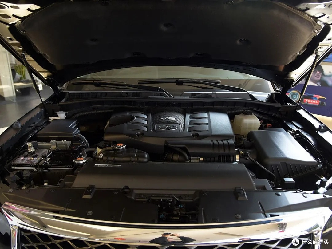 大型SUV,配3.5T V6发动机+空悬,7/8座皆可选,售119.8万起