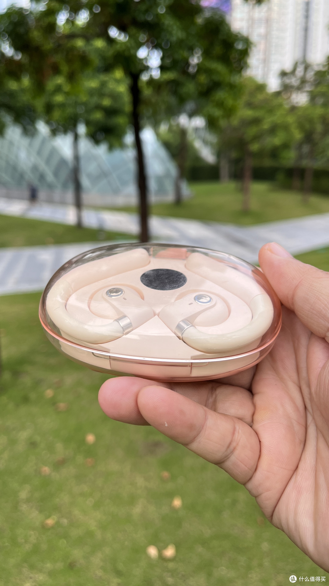 BLINBLIN T69蓝牙耳机：简约设计与卓越性能的完美结合