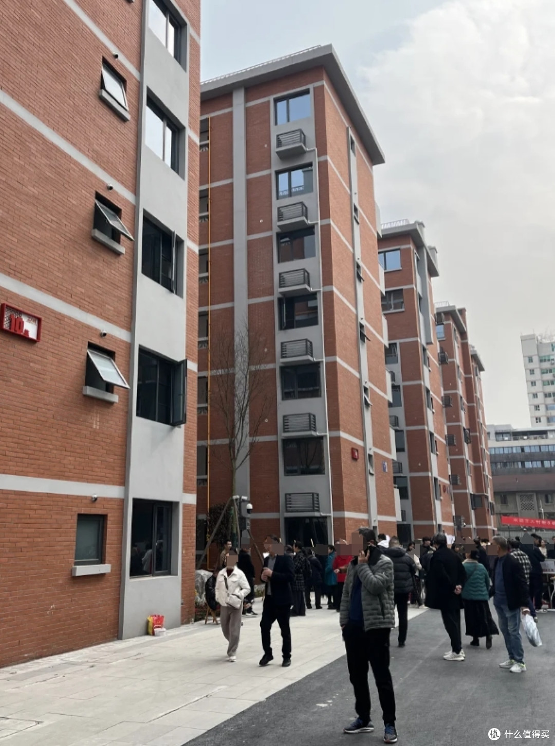 老旧小区,为什么不能“原拆原建”?而仅仅是刷刷墙、修修水管