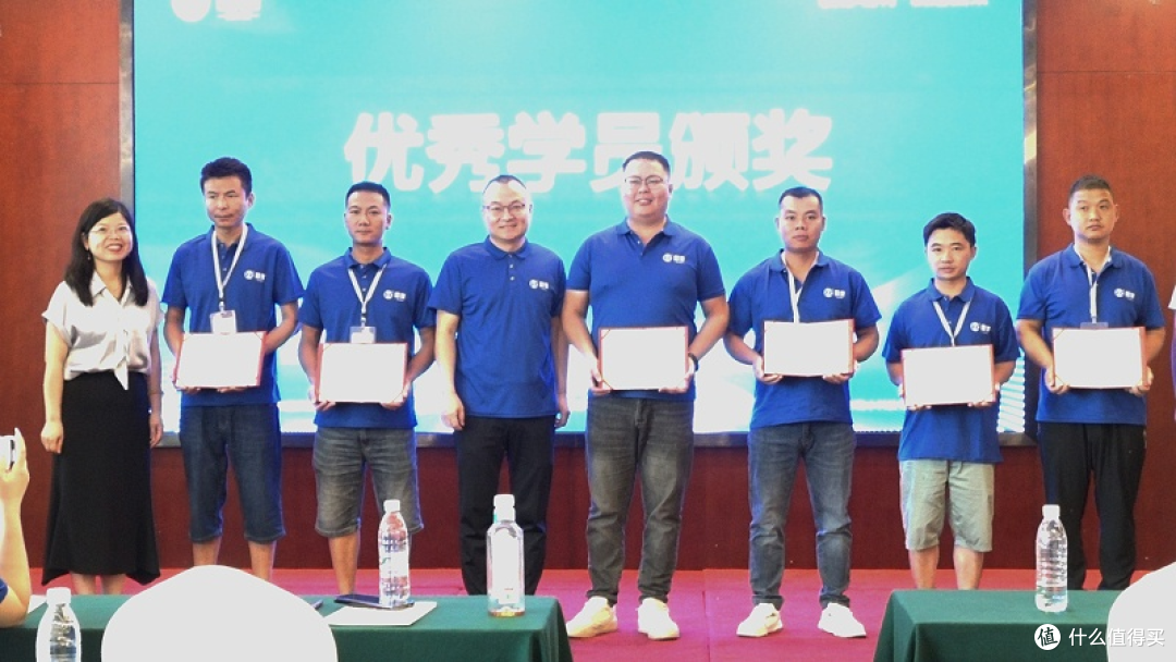 瓷砖胶加盟:建材行业装修领域的财富机遇