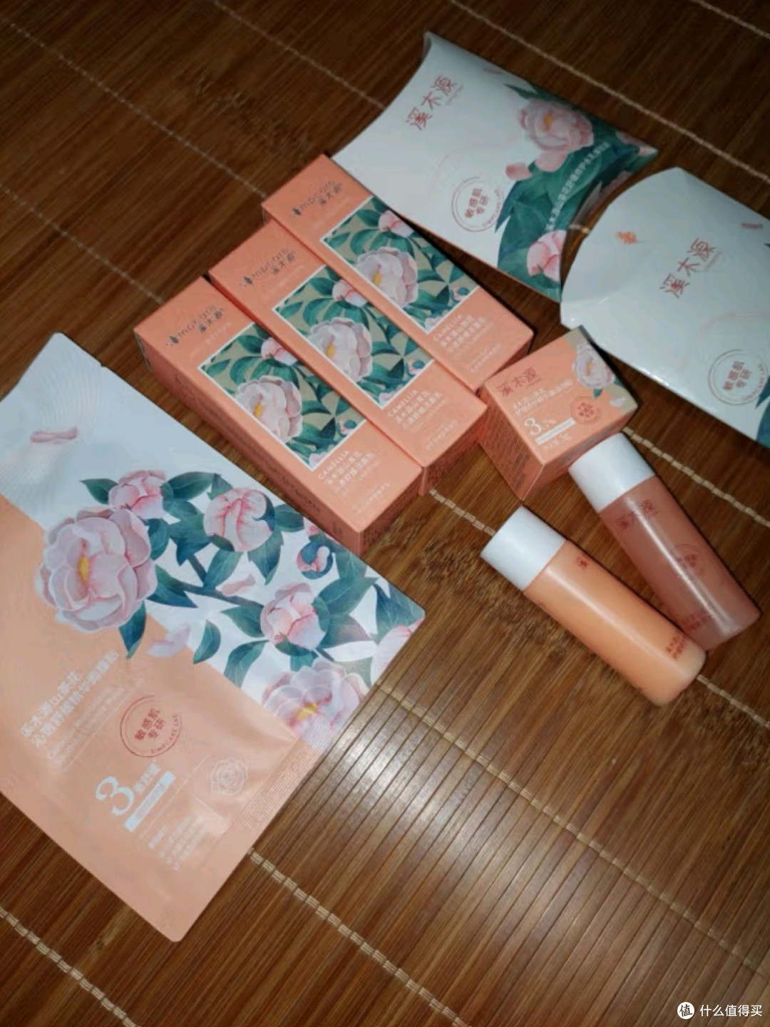 溪木源山茶花奶皮贴片精华面膜：母爱如溪，温柔滋养，肌肤之选