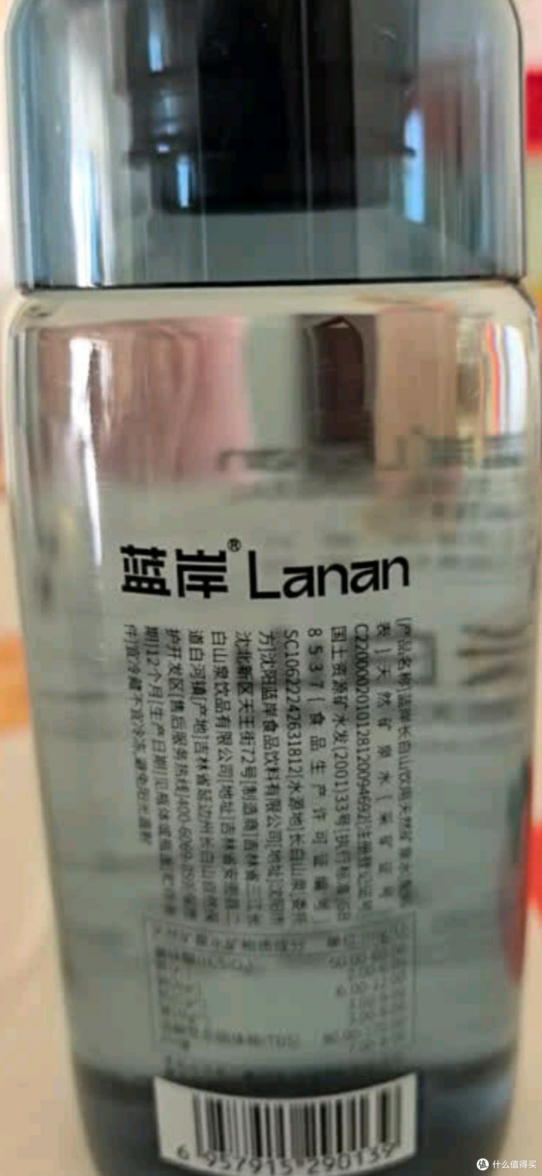 蓝岸长白山天然矿泉水:源自圣山的健康之选