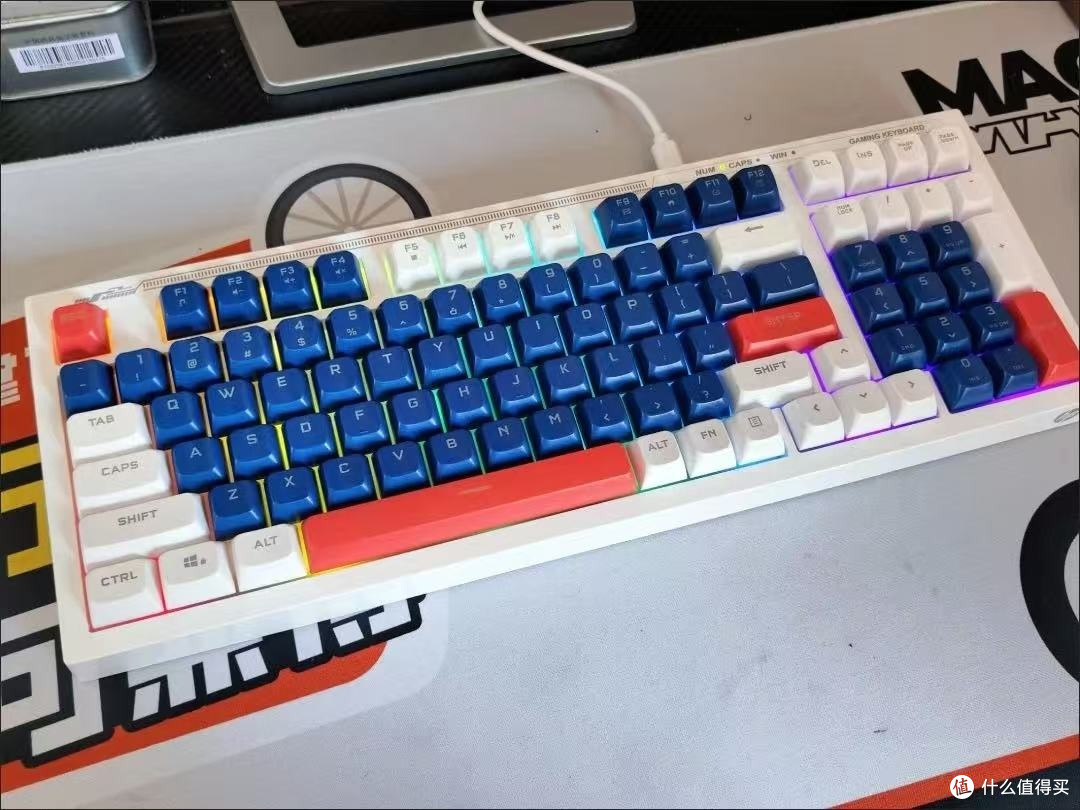 惠普K300键盘:办公与游戏的超值之选