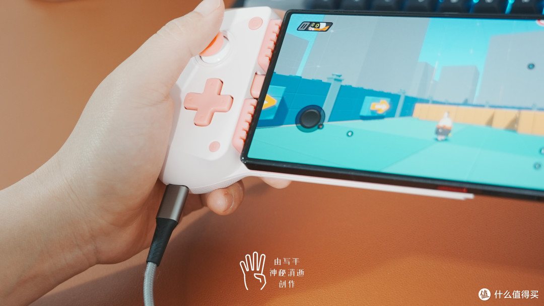 完美跨界,通吃XBOX、PS、Steam、NS四大主流游戏平台的盖世小鸡X5 Lite拉伸游戏手柄