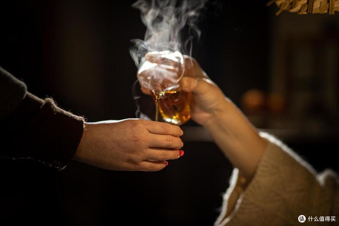 喝酒时,如果你符合这4个特征,说明“上瘾”了,以后可得注意了