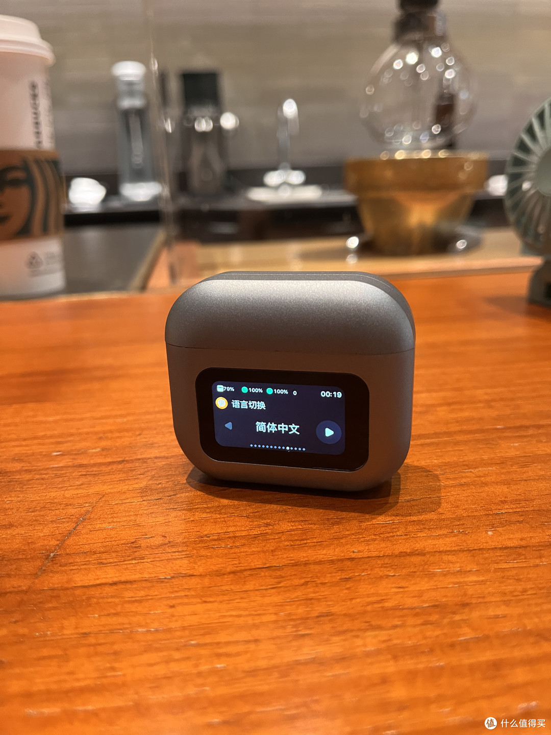 BLINBLIN Q30触摸屏蓝牙耳机:时尚设计与卓越音质的完美结合